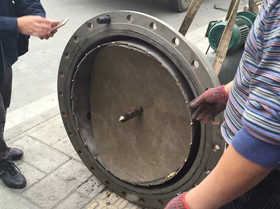 1200型主管道上帶壓開1000的口徑 1200型主管道上帶壓開1000的口徑